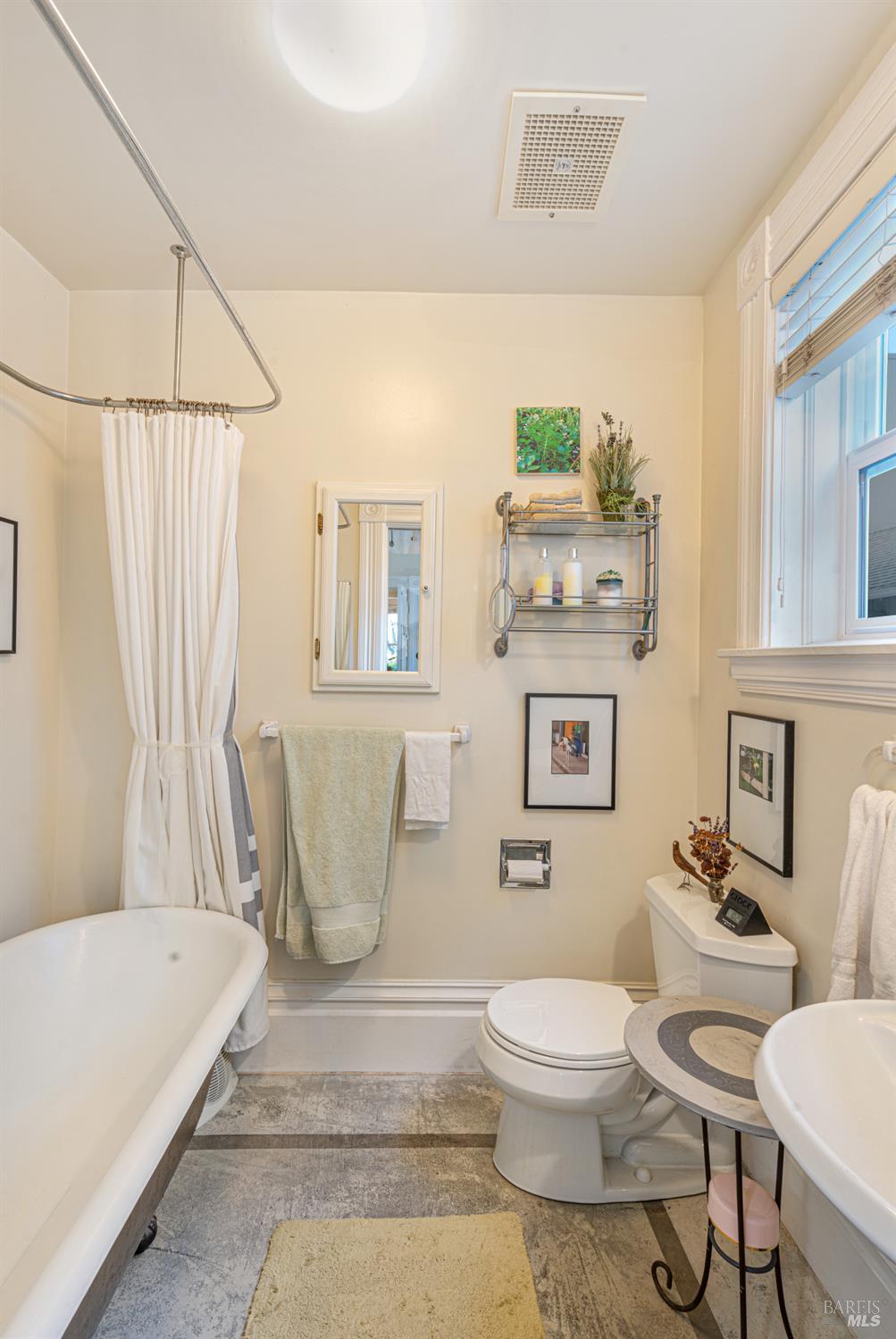 Property photo 47