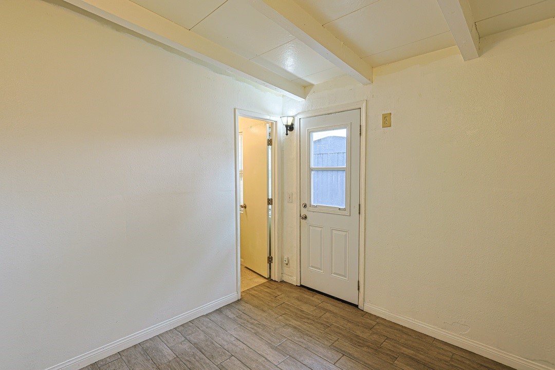 Property photo 28