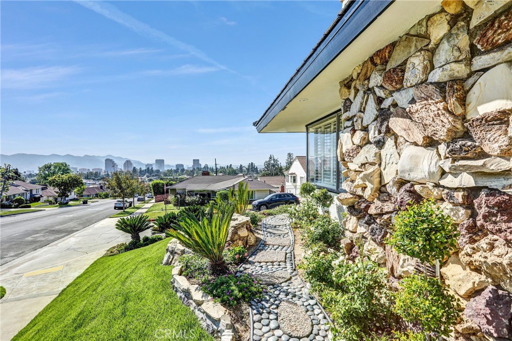 Property photo 36