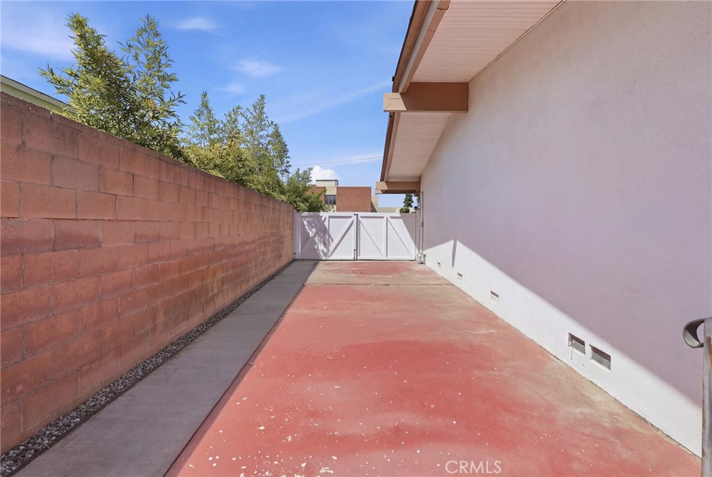 Property photo 44