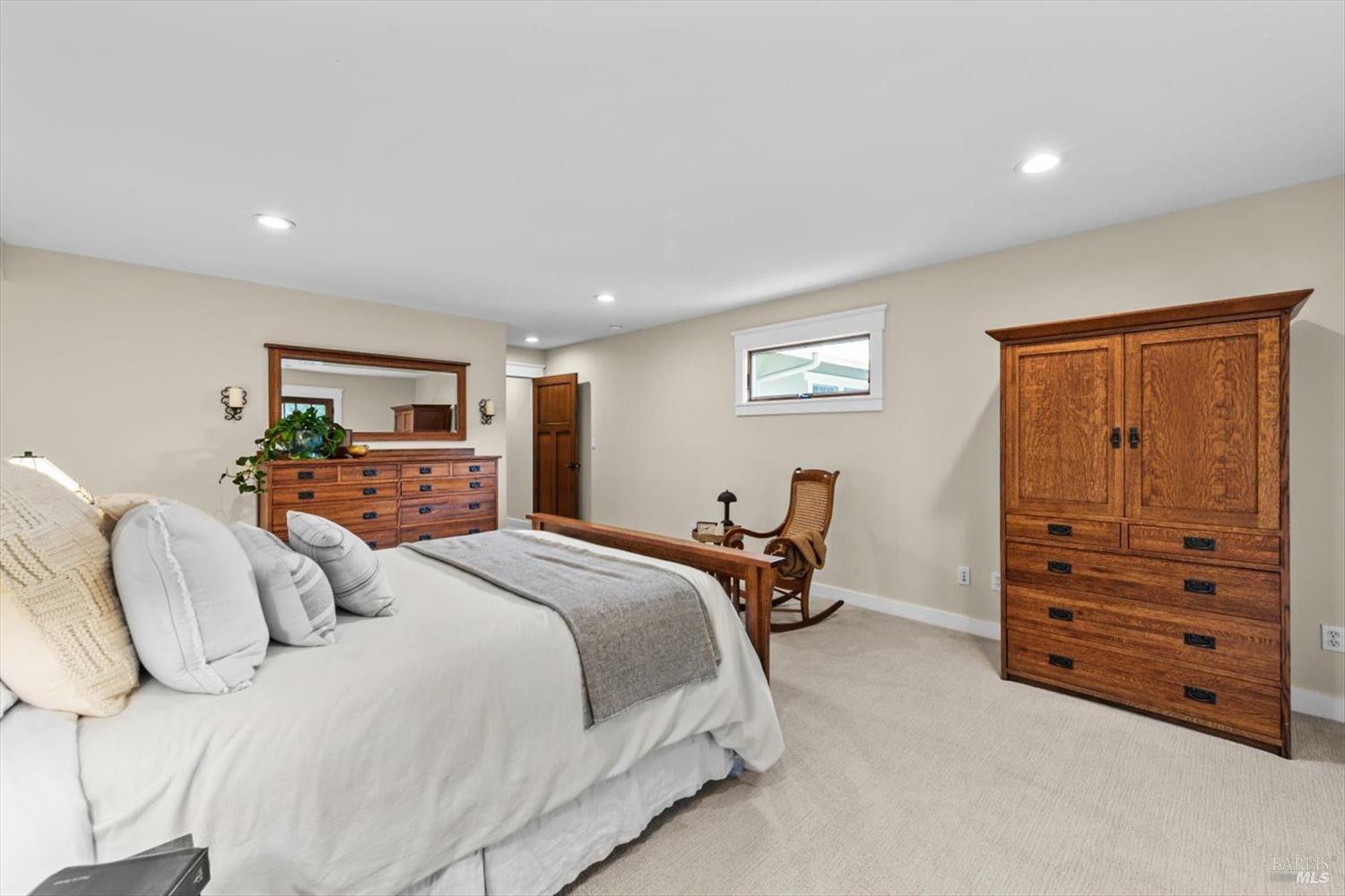 Property photo 40