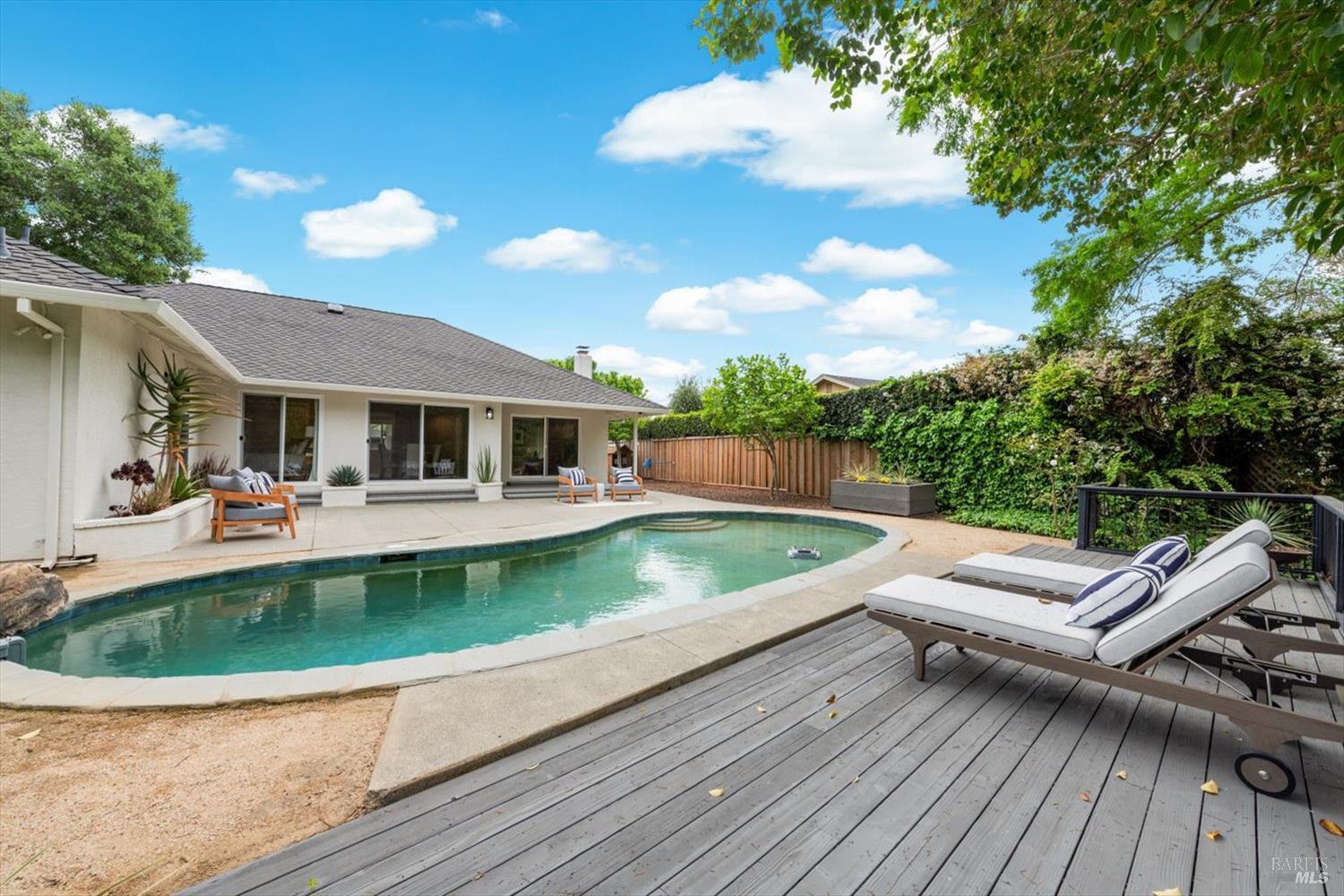 Property photo 25