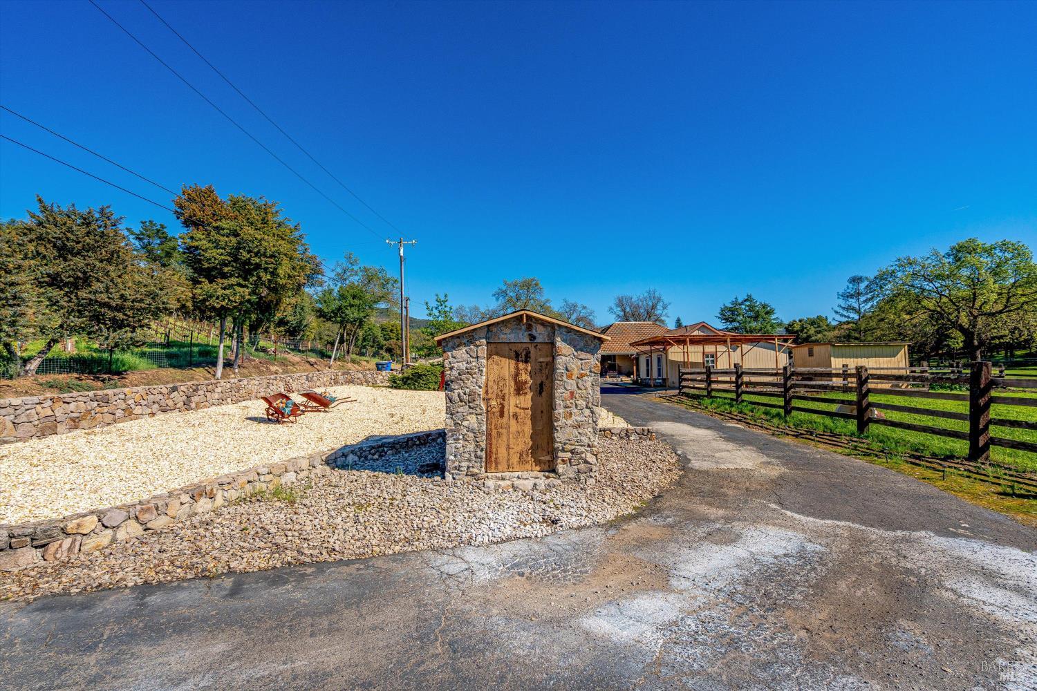 Property photo 12
