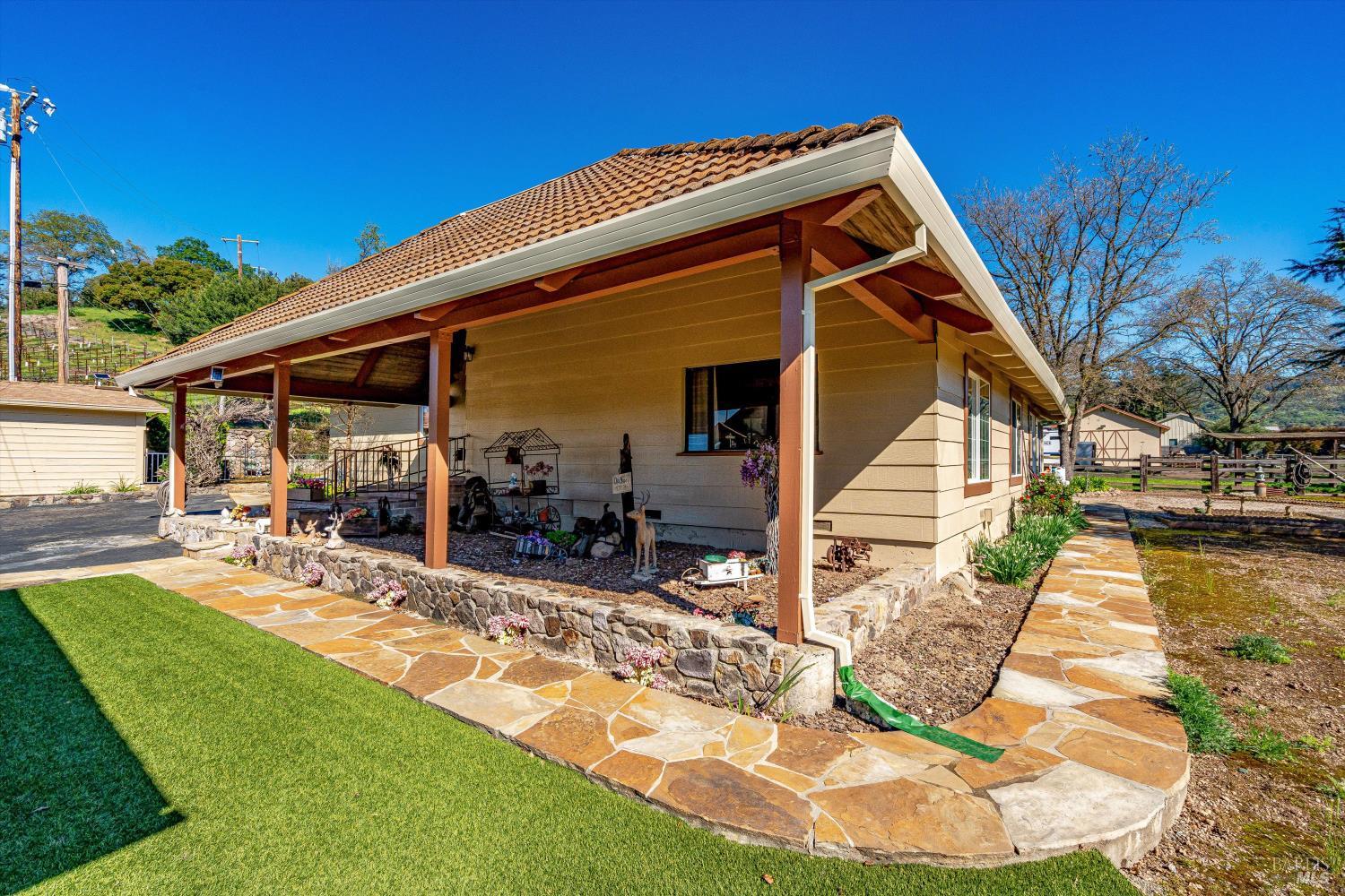 Property photo 40