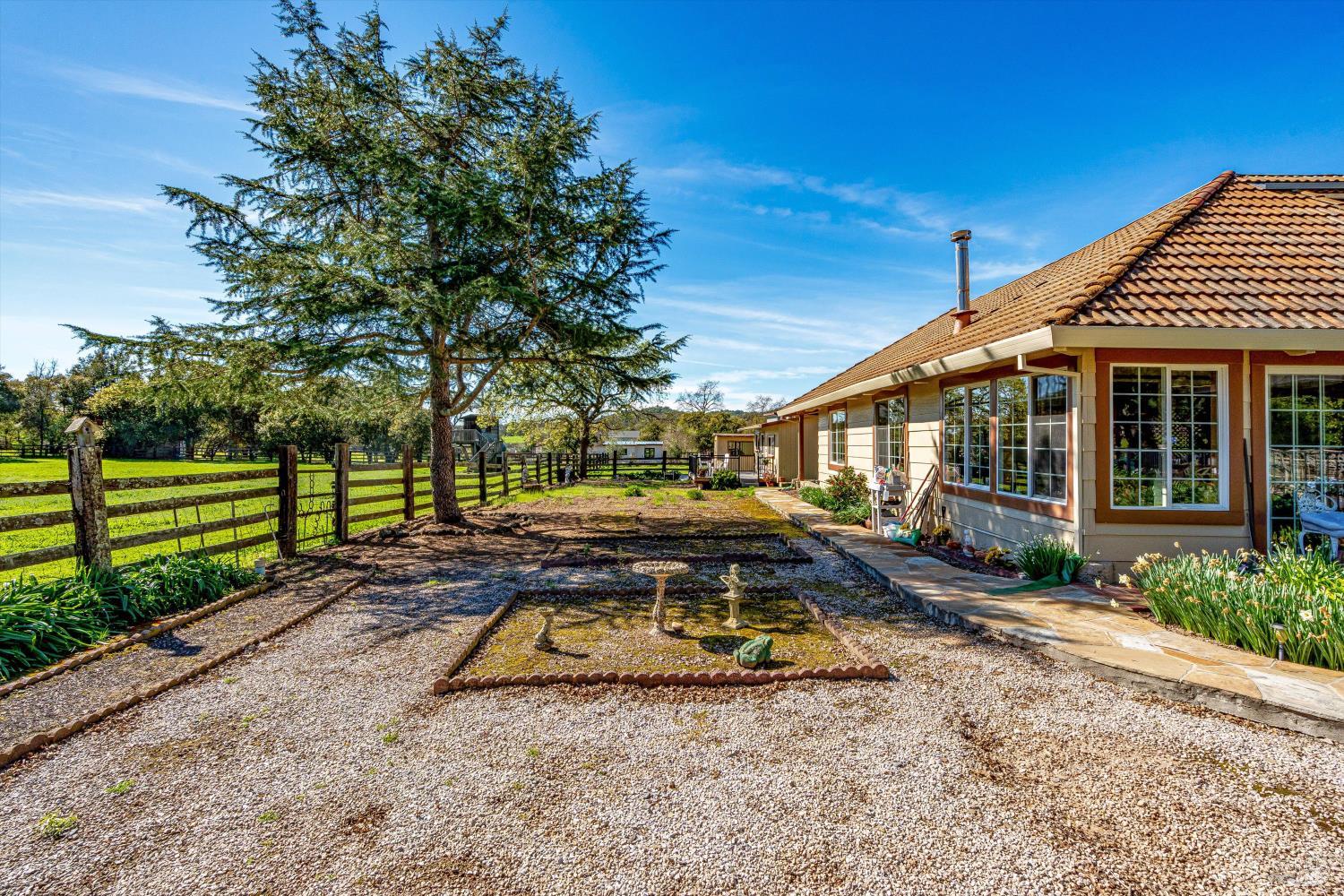 Property photo 41