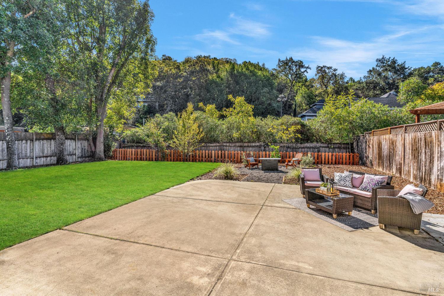 Property photo 31
