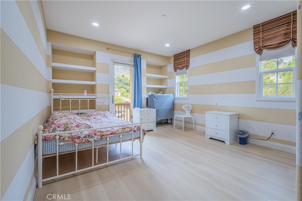 Property photo 35