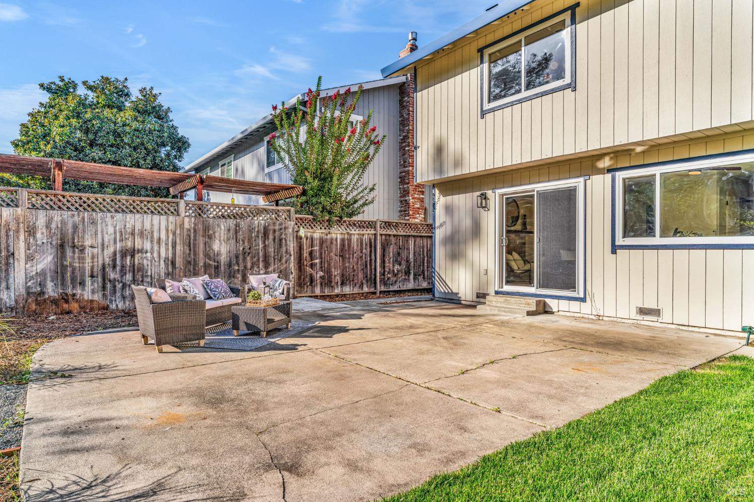 Property photo 37