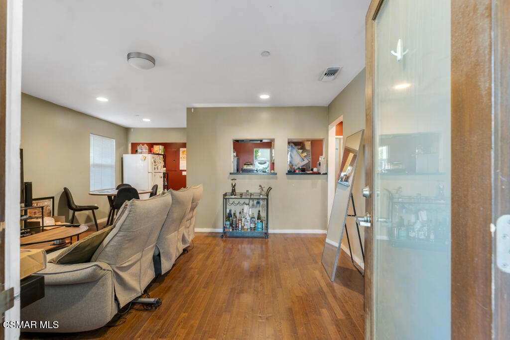 Property photo 33