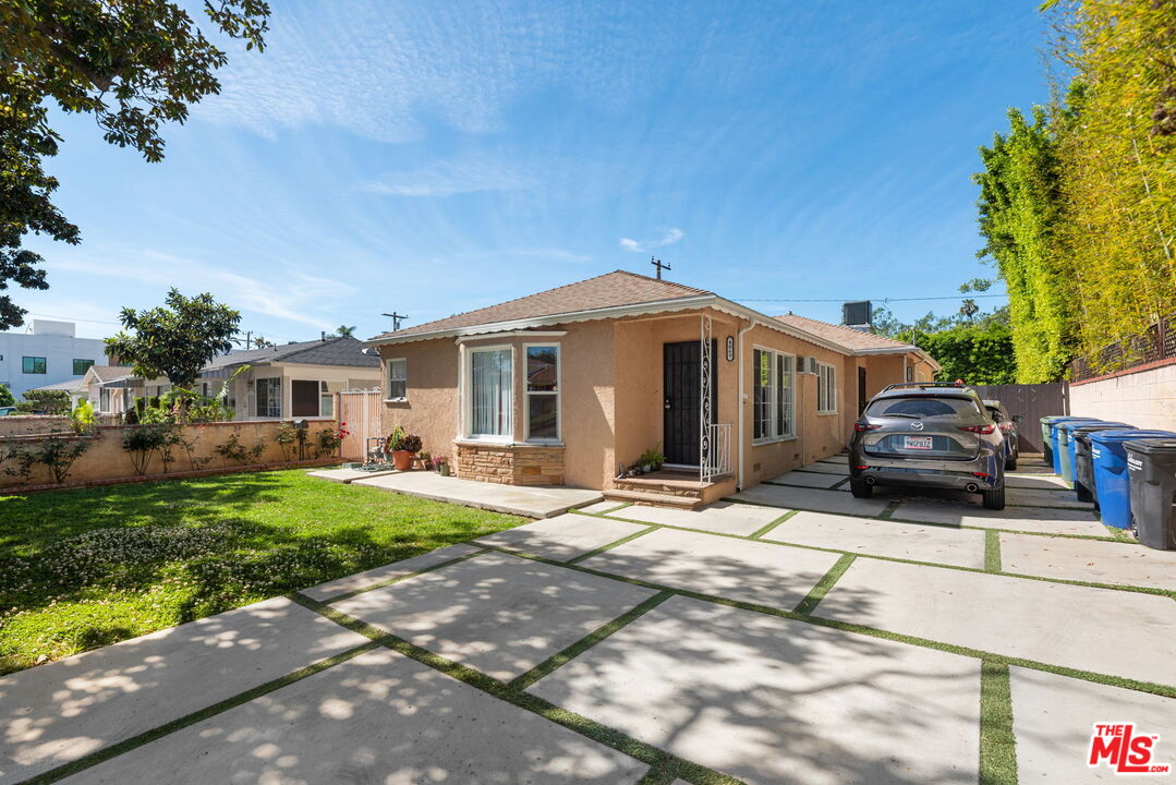 Property photo 28