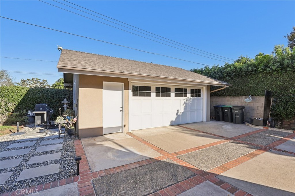 Property photo 37