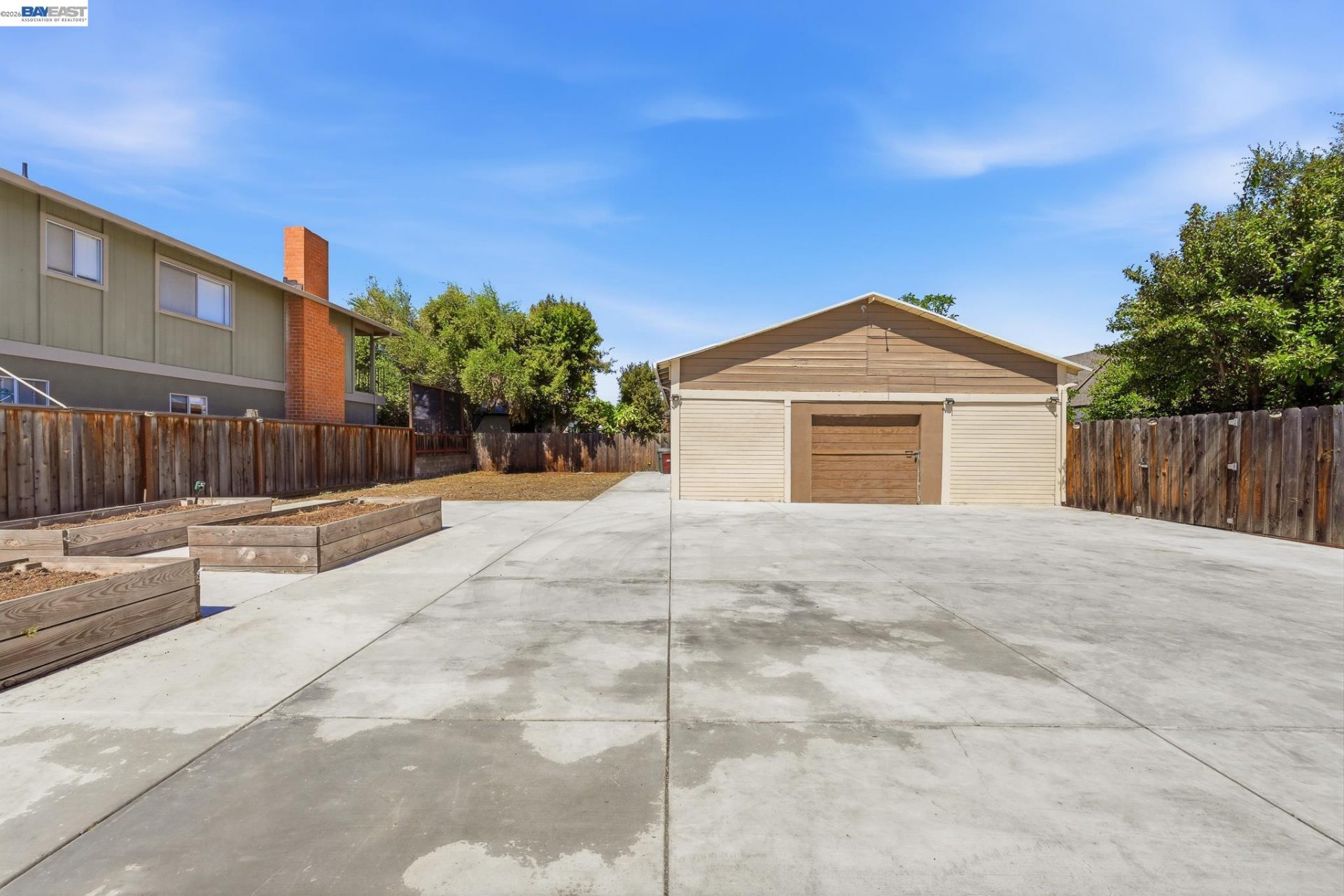 Property photo 46