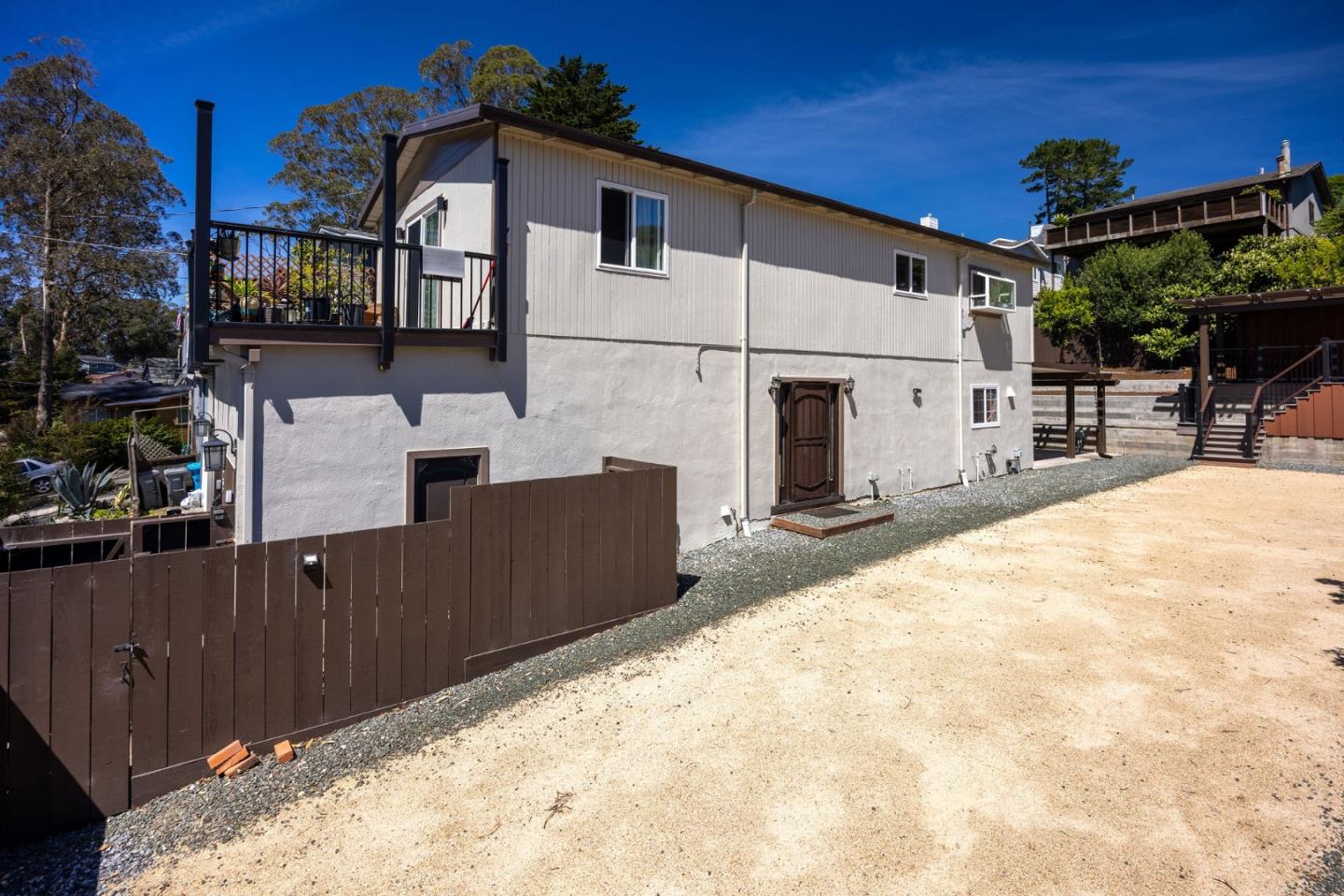 Property photo 24