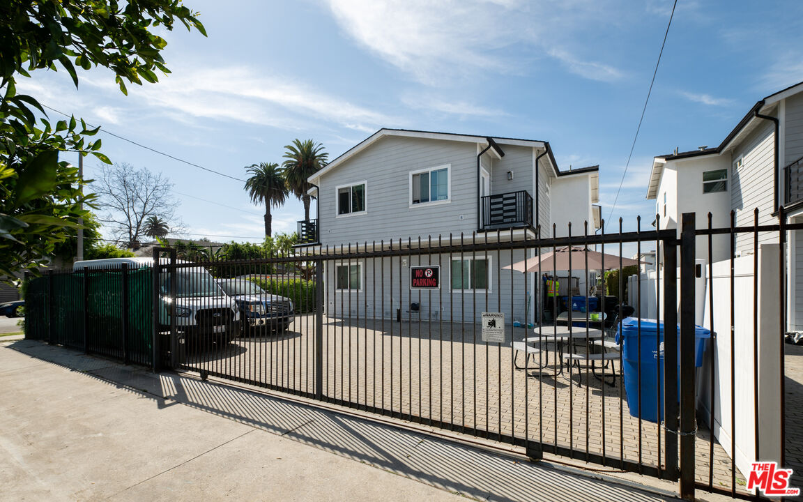 Property photo 37