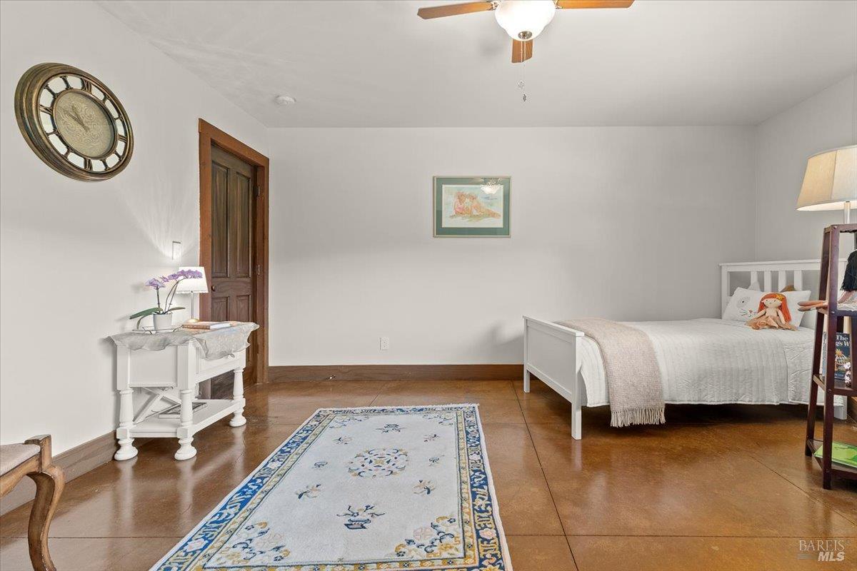 Property photo 41