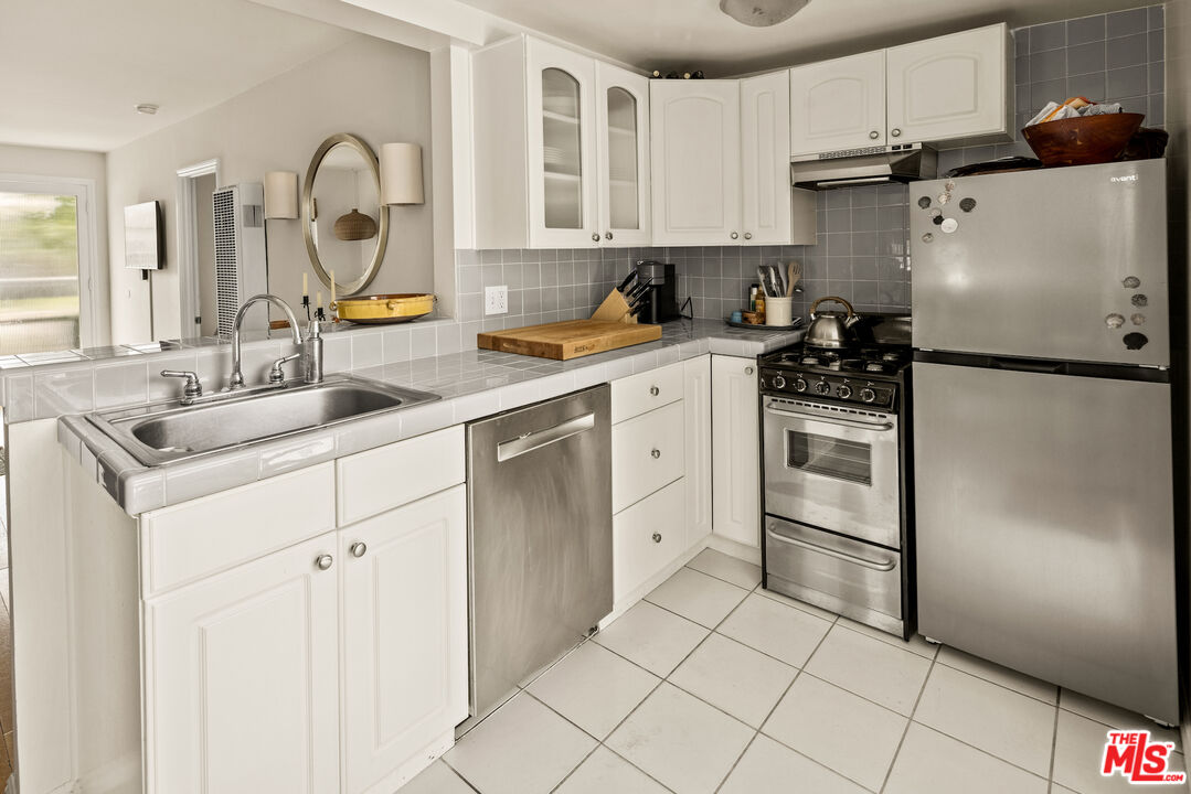Property photo 32