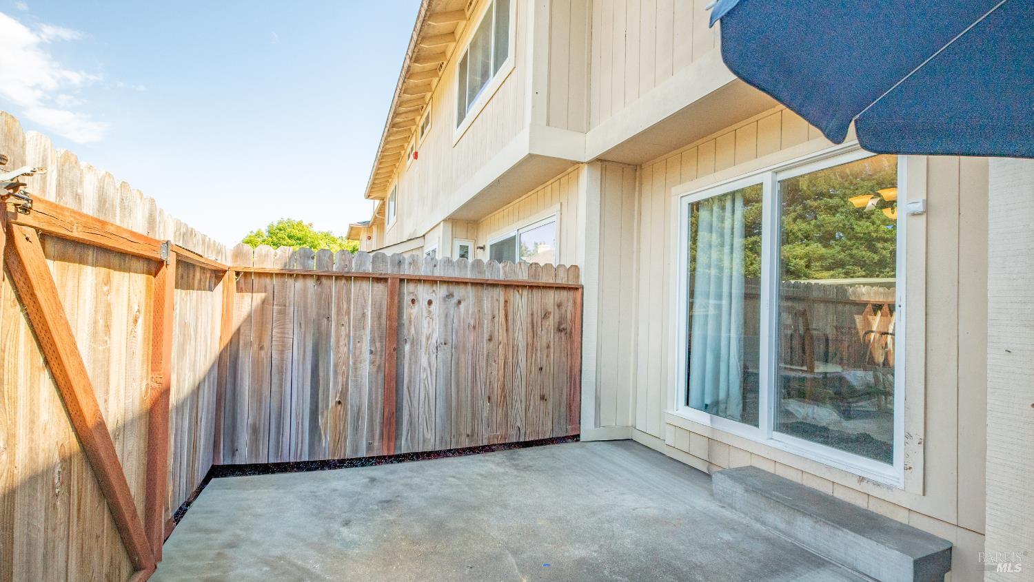 Property photo 33