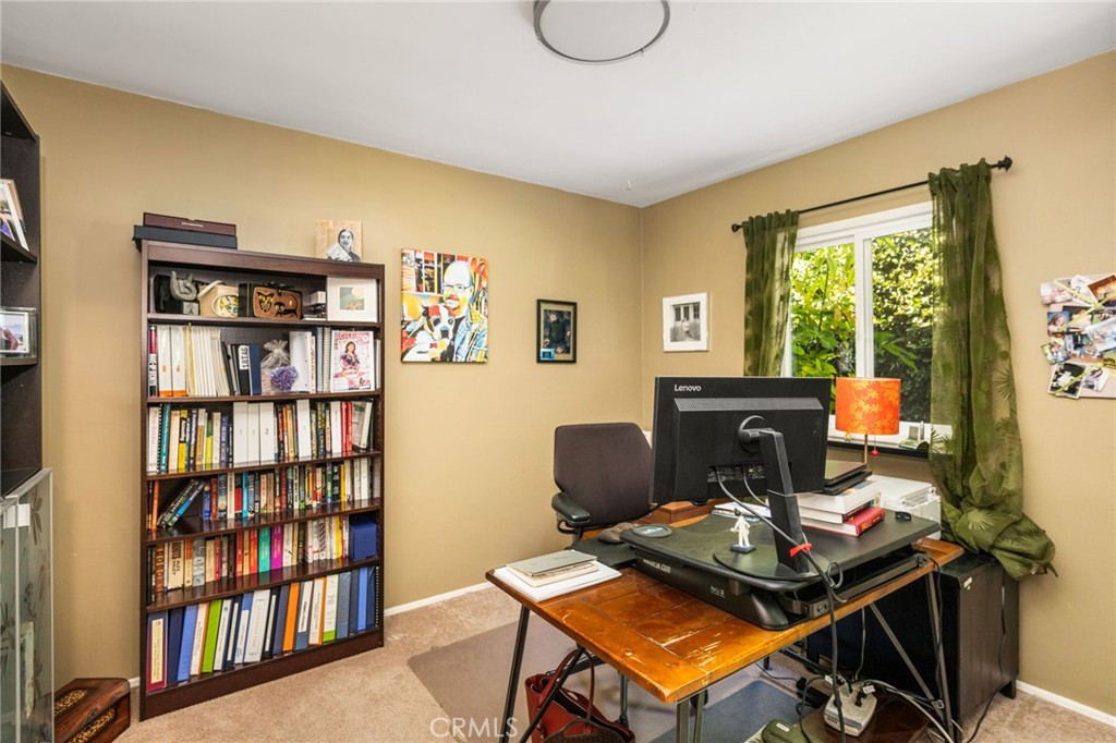 Property photo 32