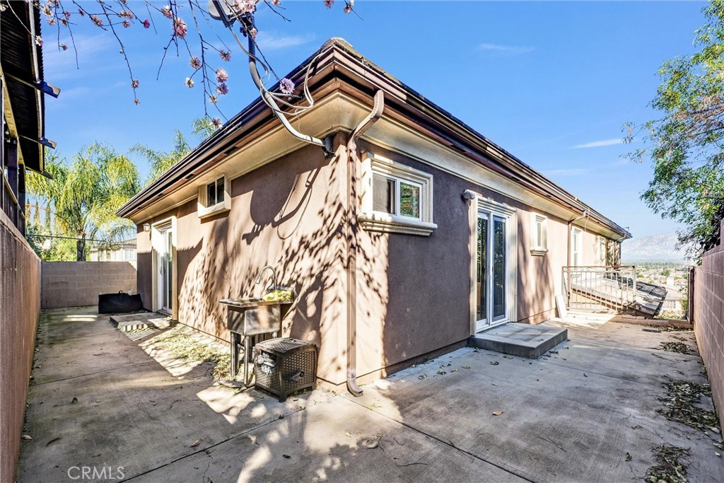 Property photo 25