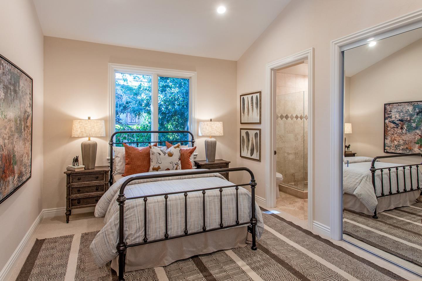 Property photo 44
