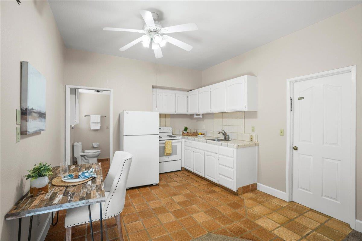 Property photo 37