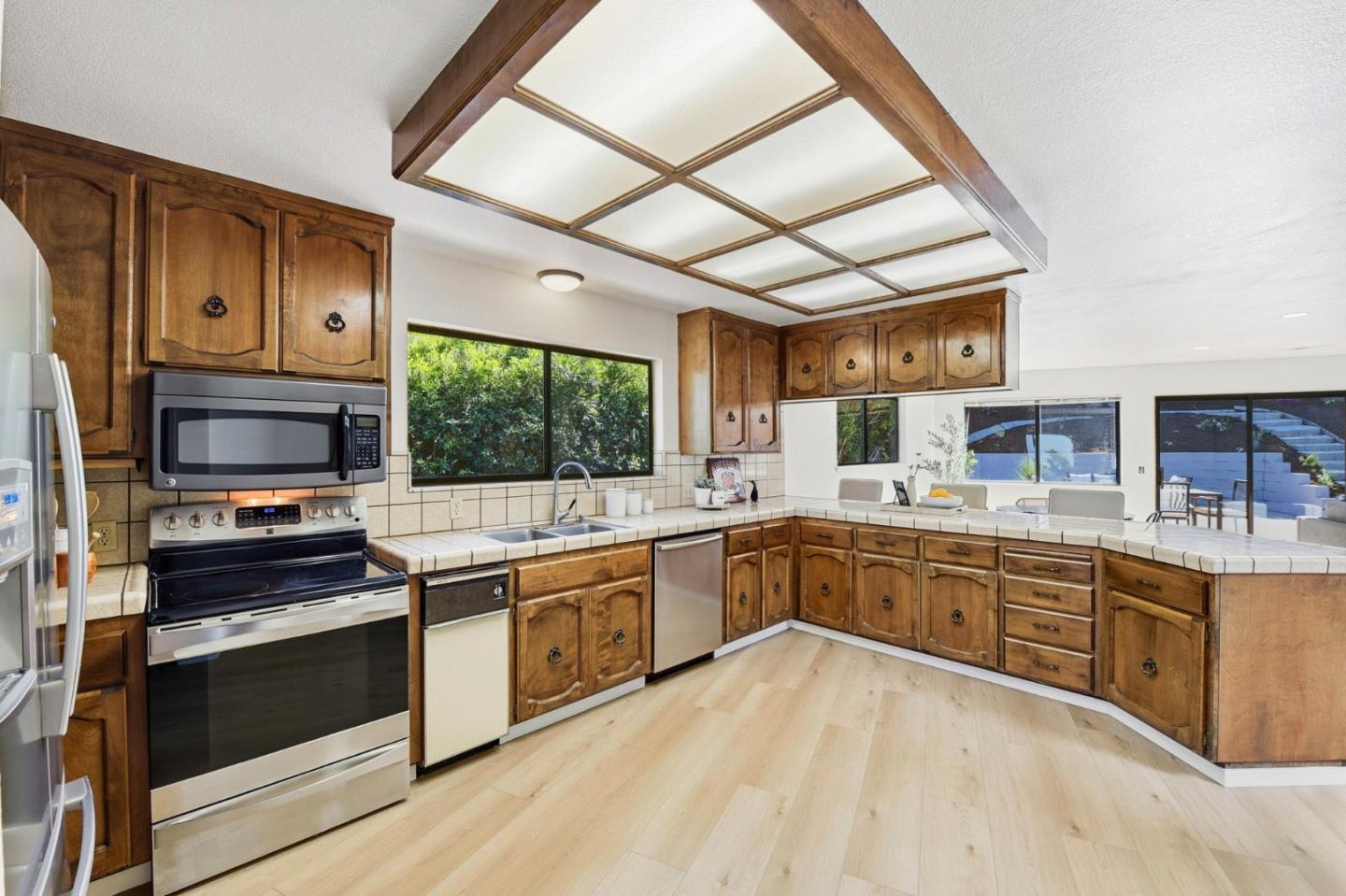 Property photo 31