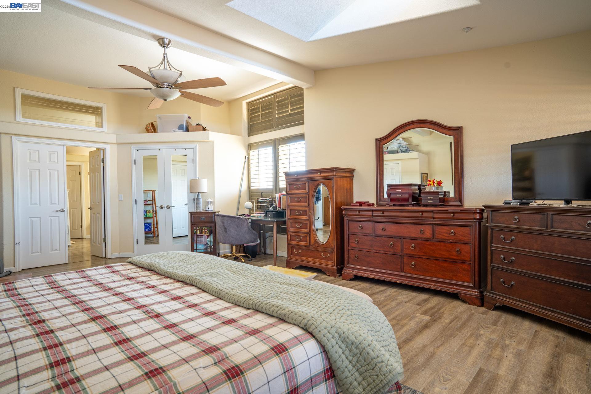 Property photo 28