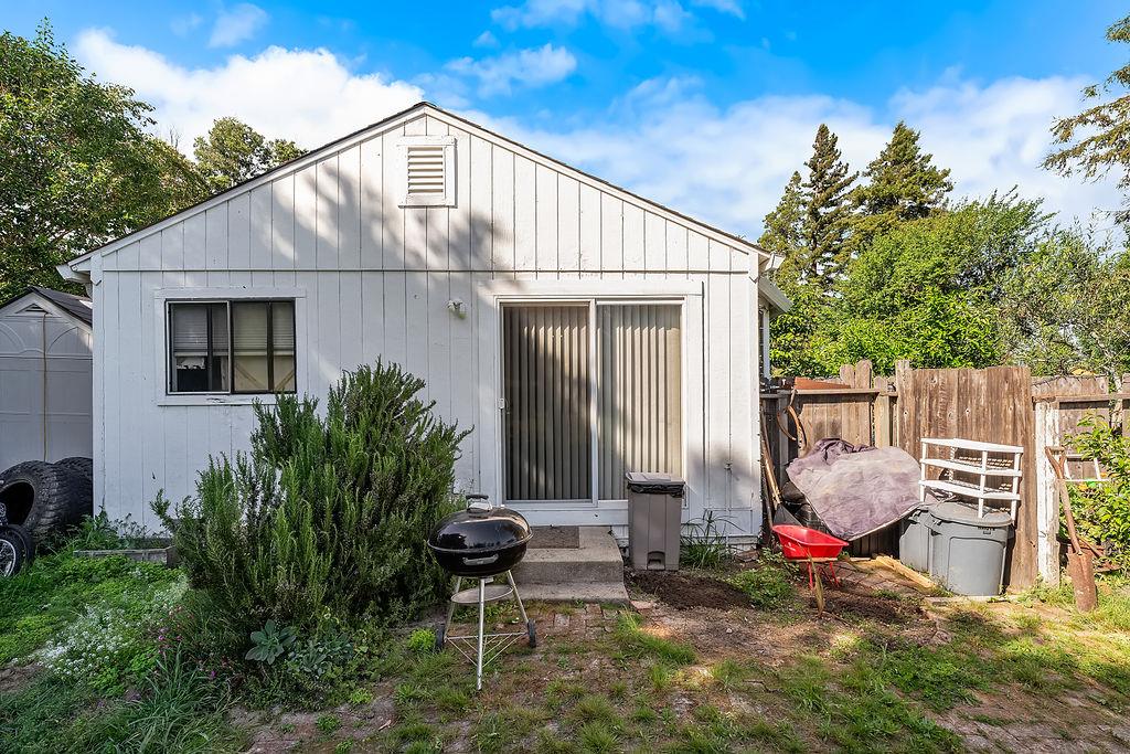 Property photo 25