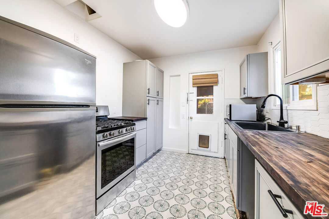 Property photo 38