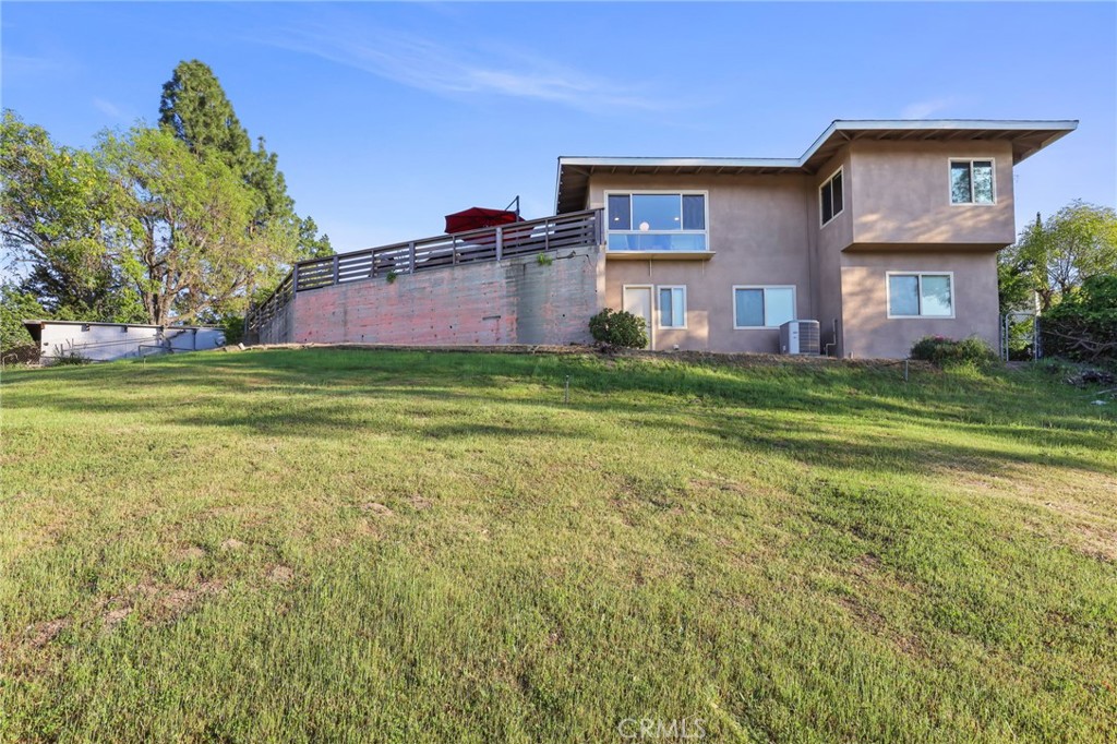 Property photo 35