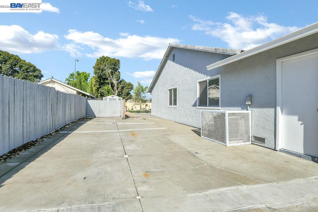 Property photo 35