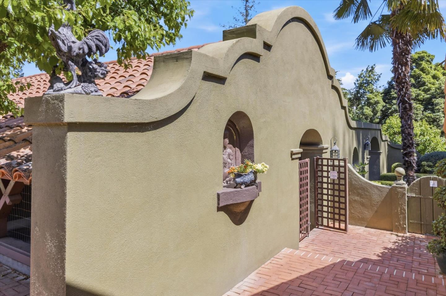 Property photo 22