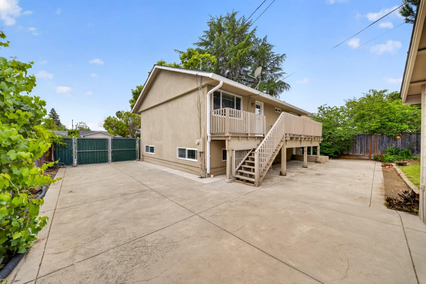 Property photo 34