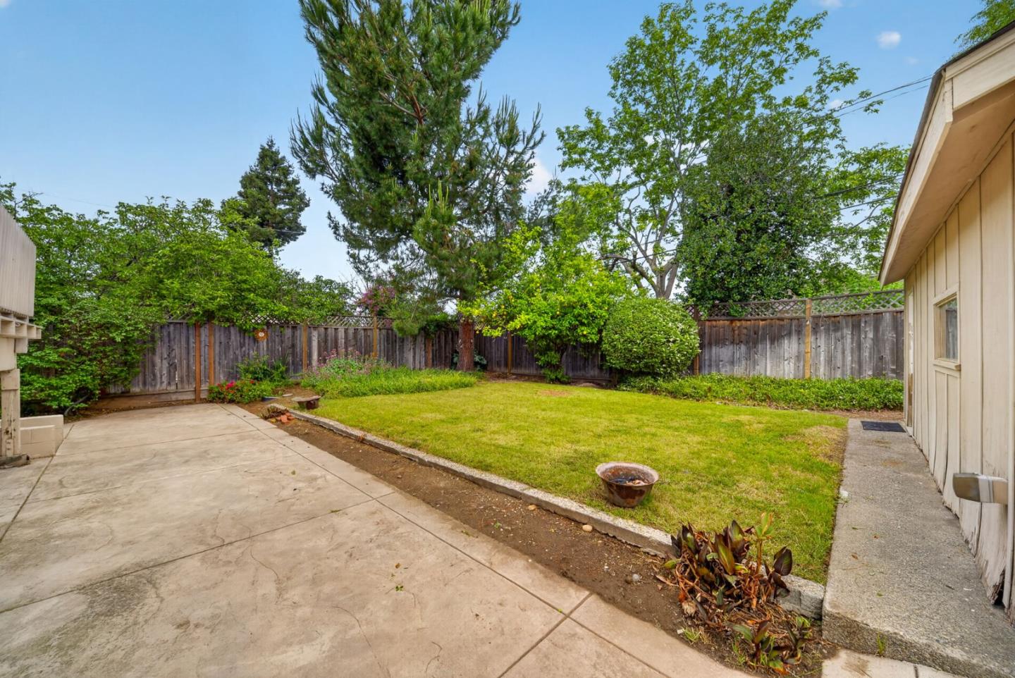 Property photo 35