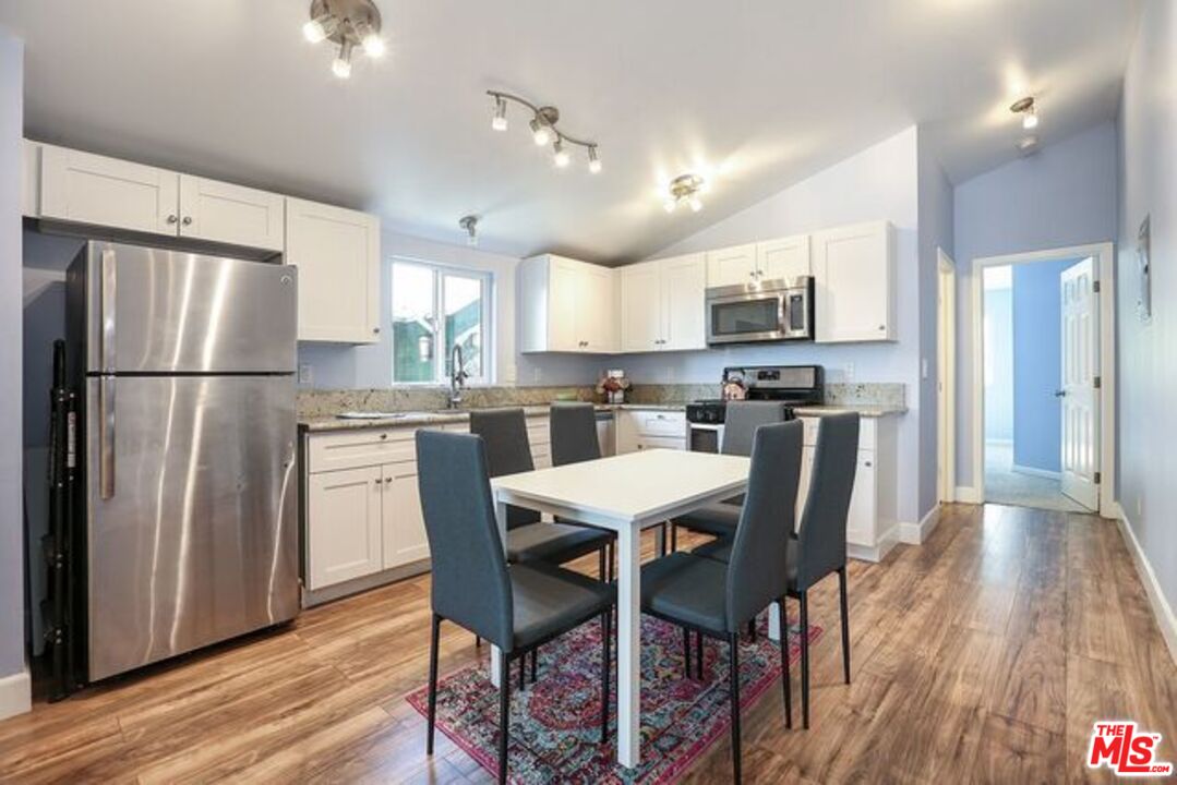 Property photo 23
