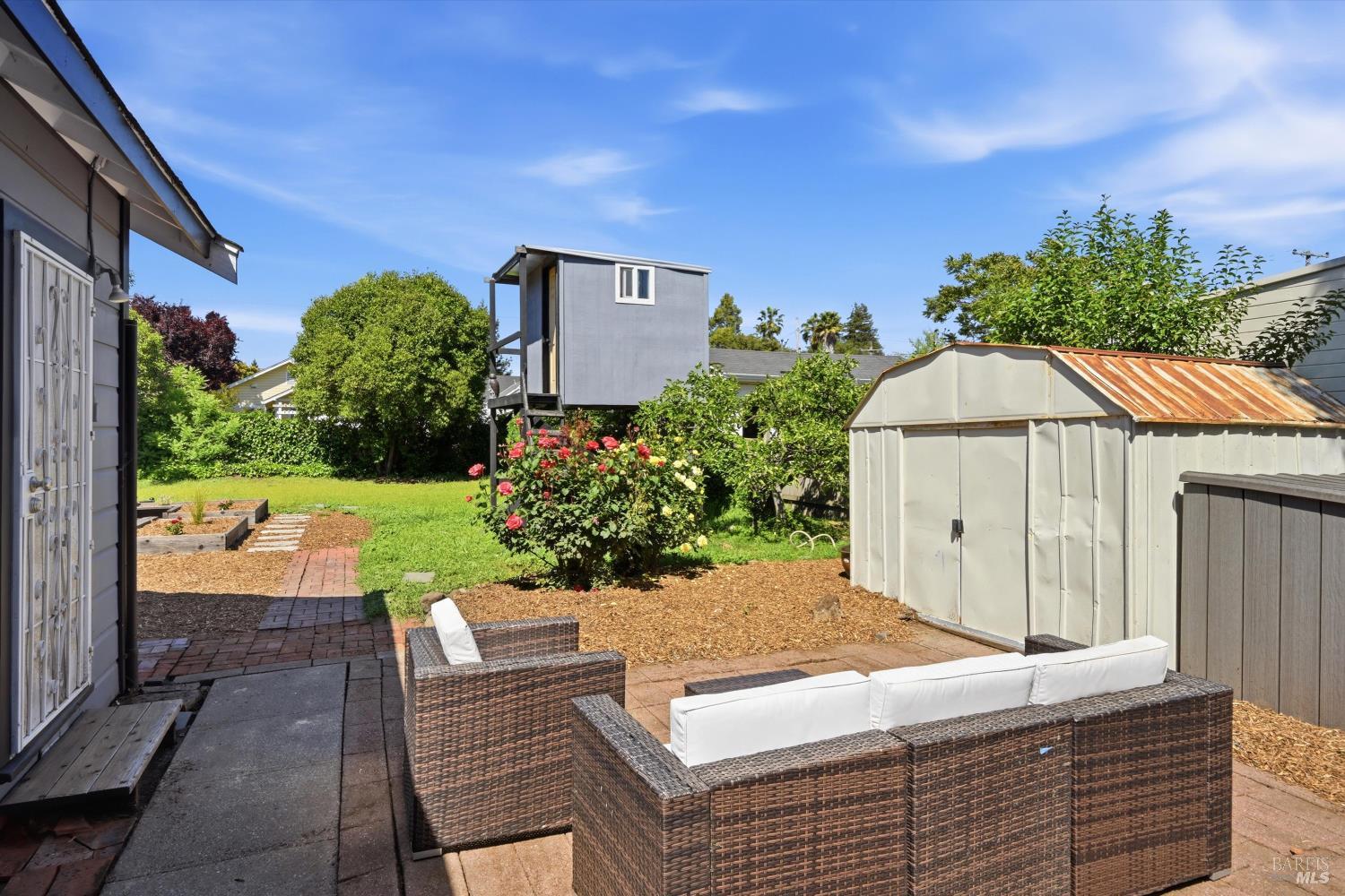 Property photo 28