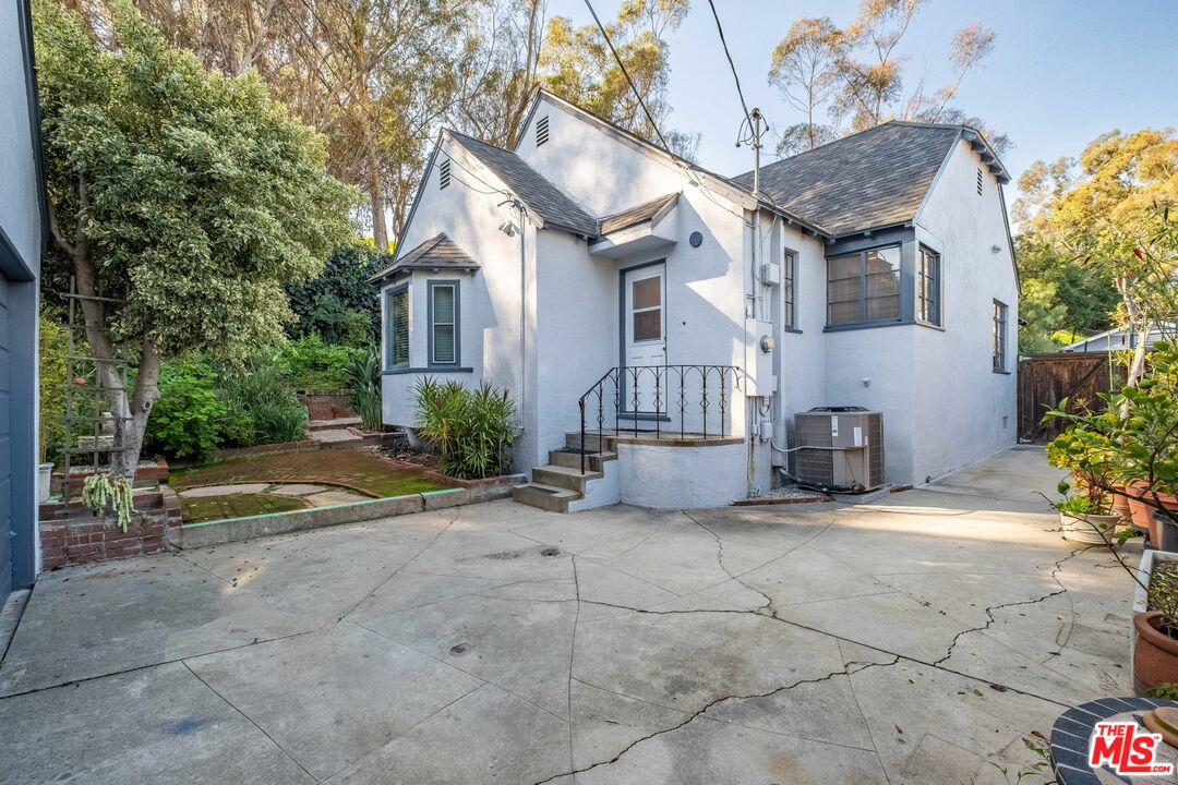 Property photo 46