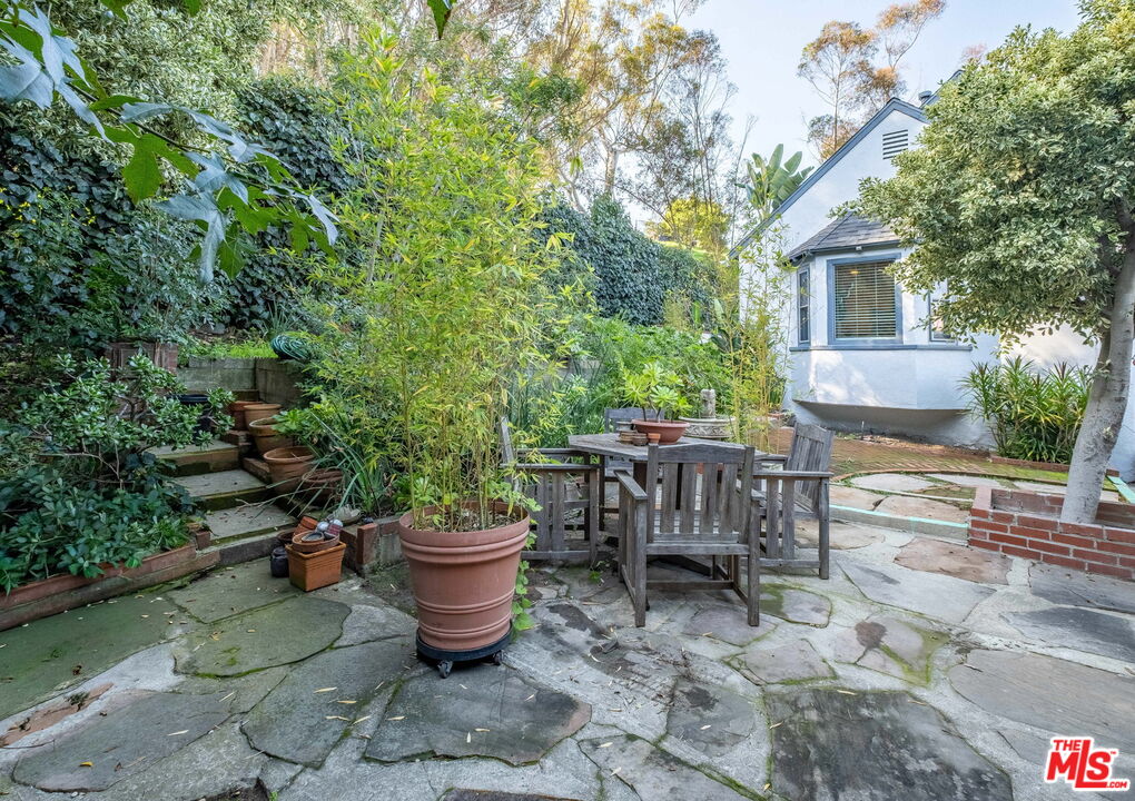 Property photo 50