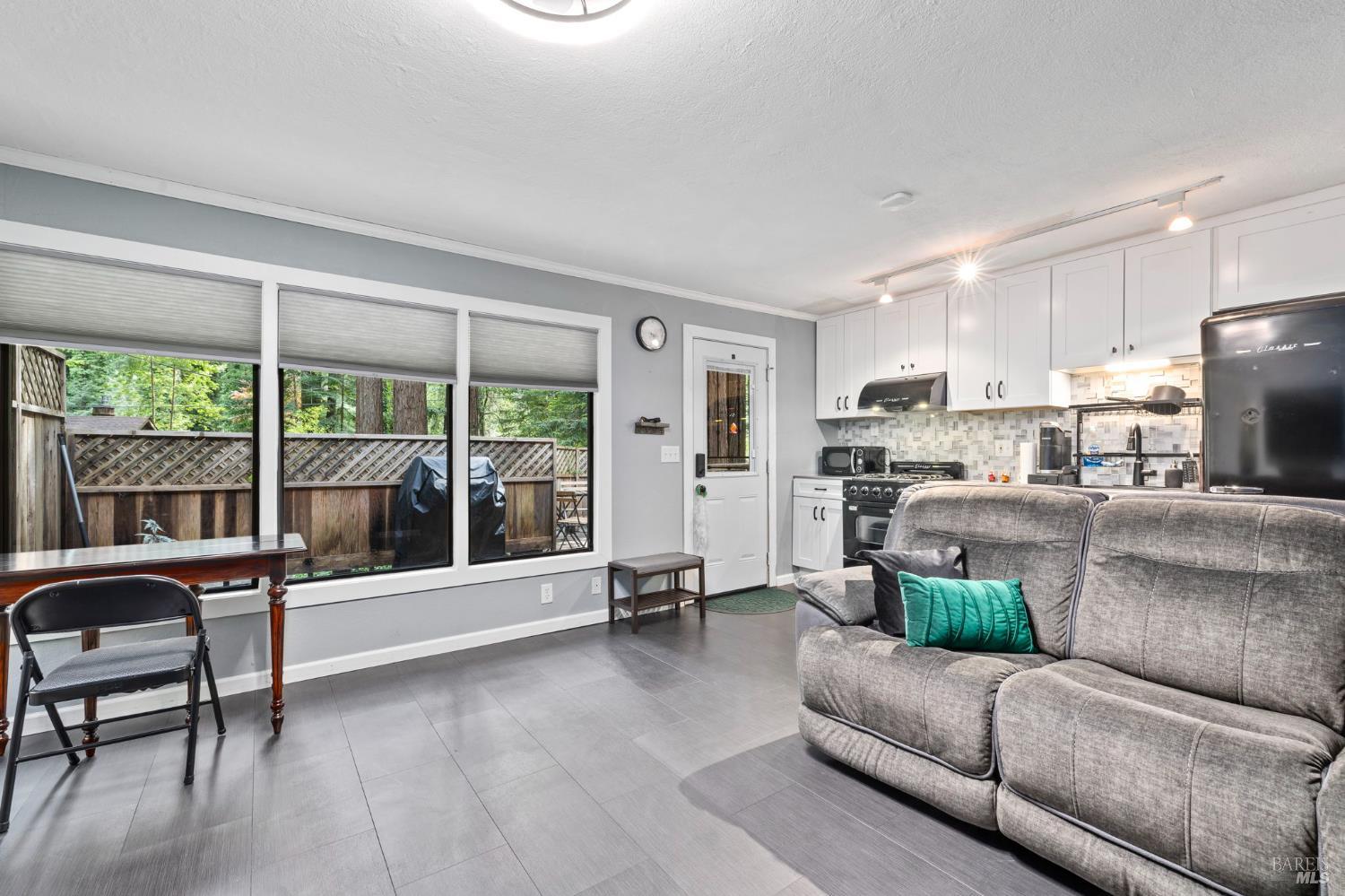 Property photo 33