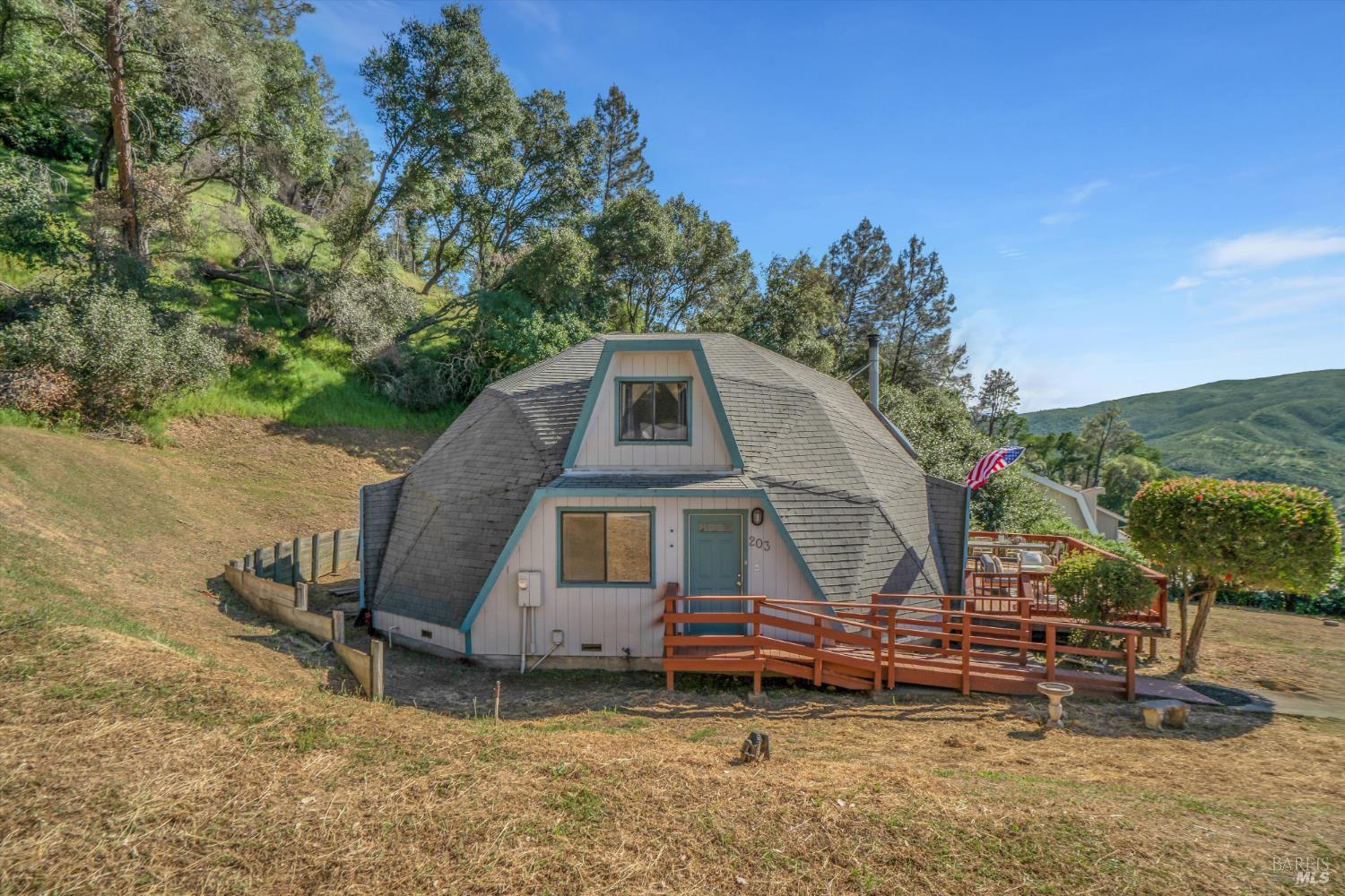 Property photo 31