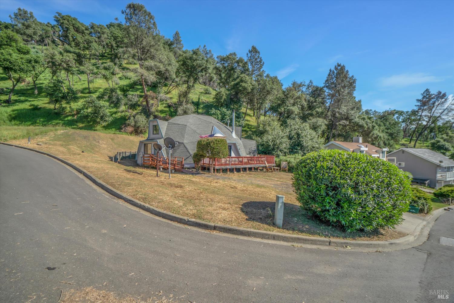 Property photo 32