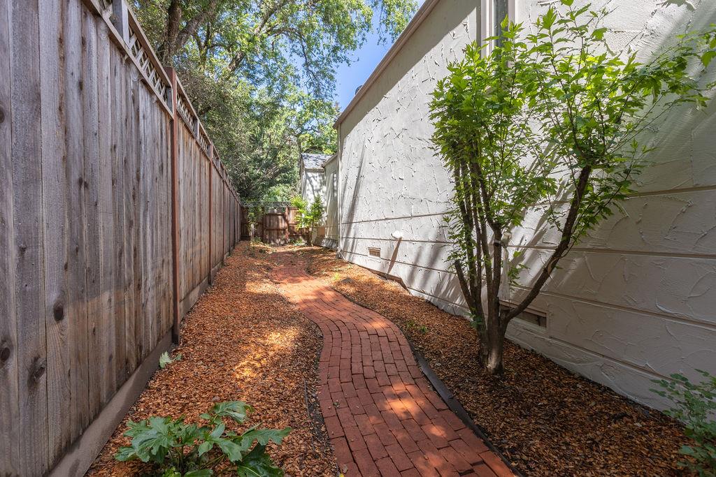 Property photo 48