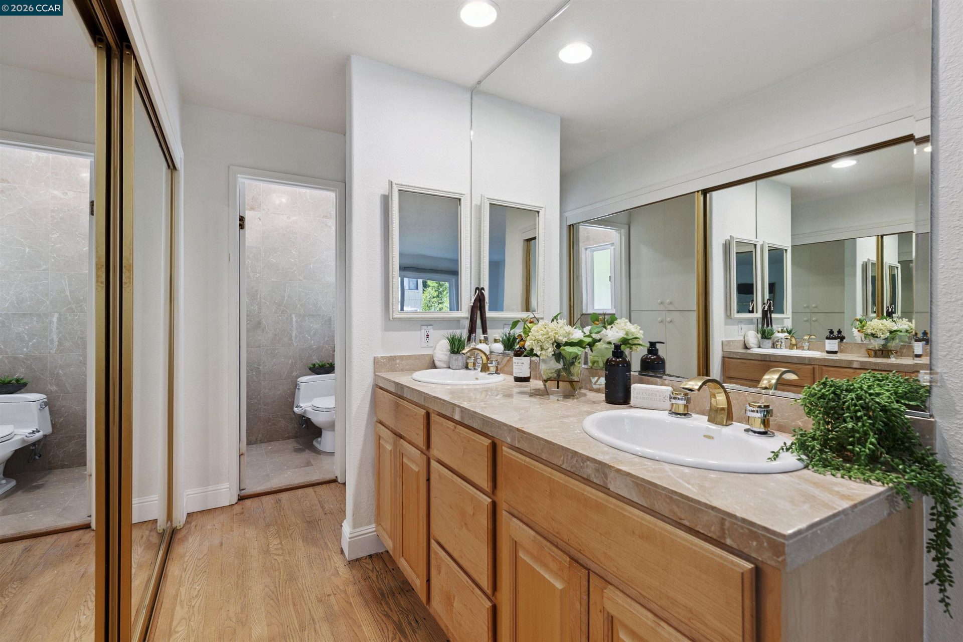 Property photo 44