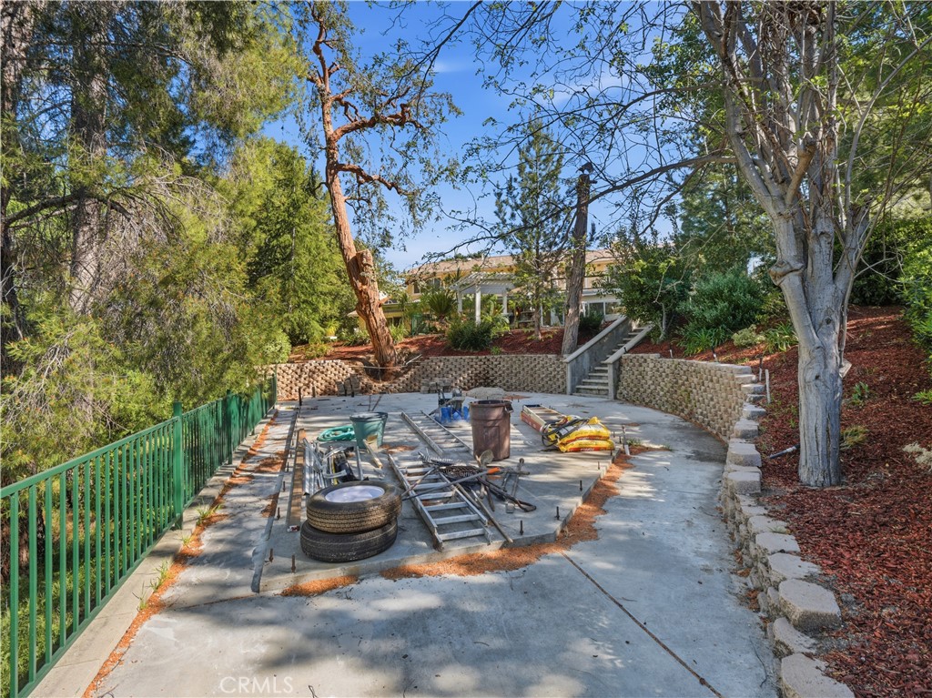Property photo 44