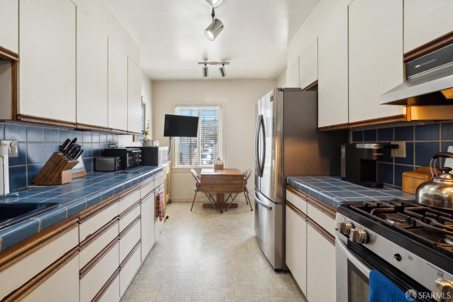 Property photo 25