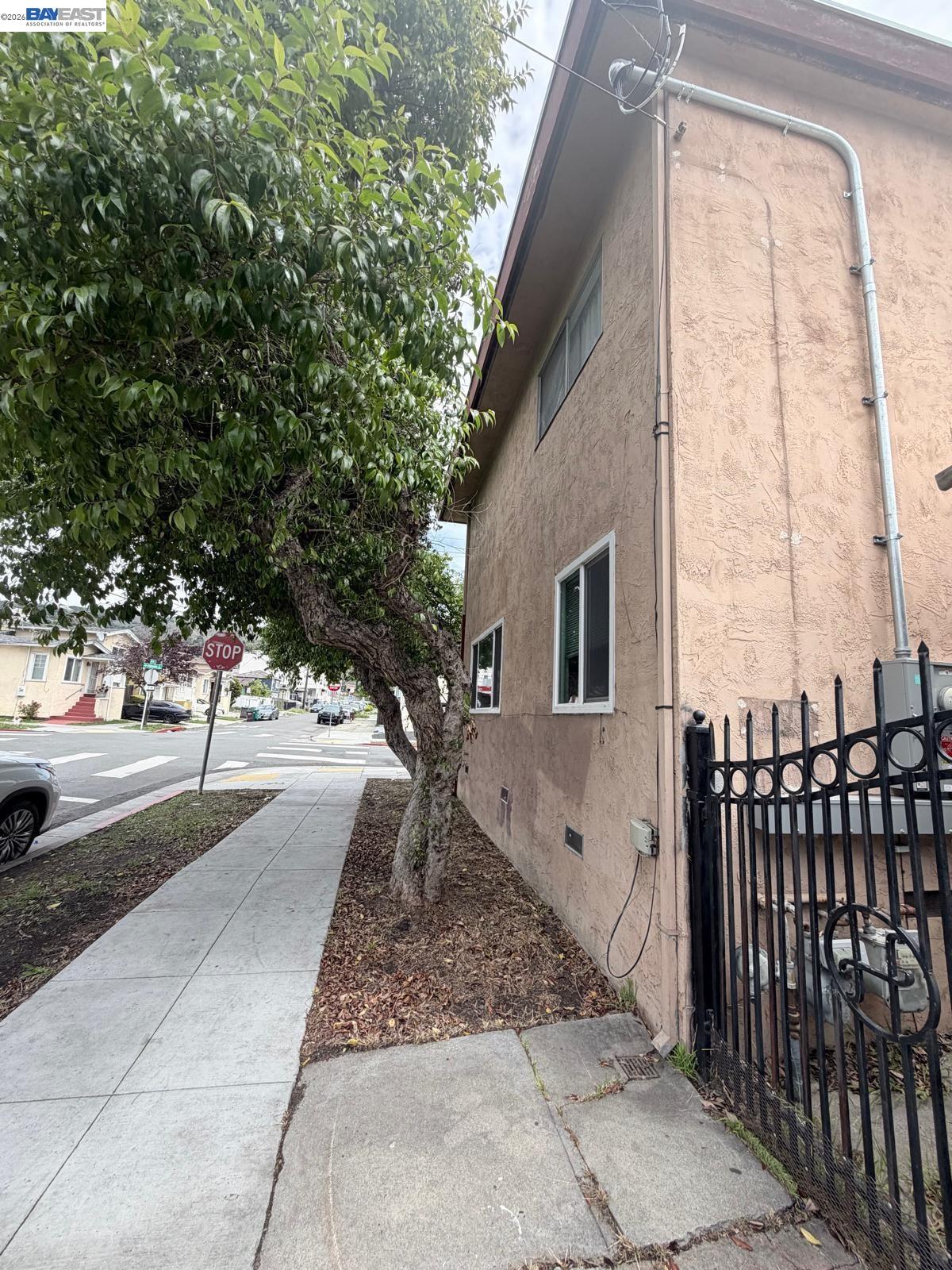 Property photo 25