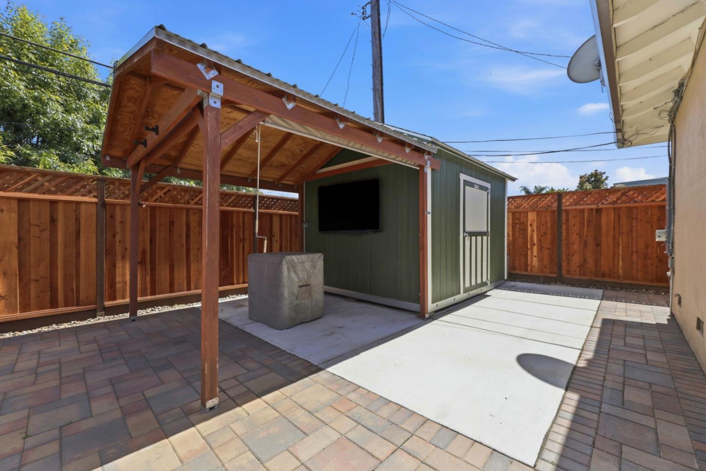 Property photo 37