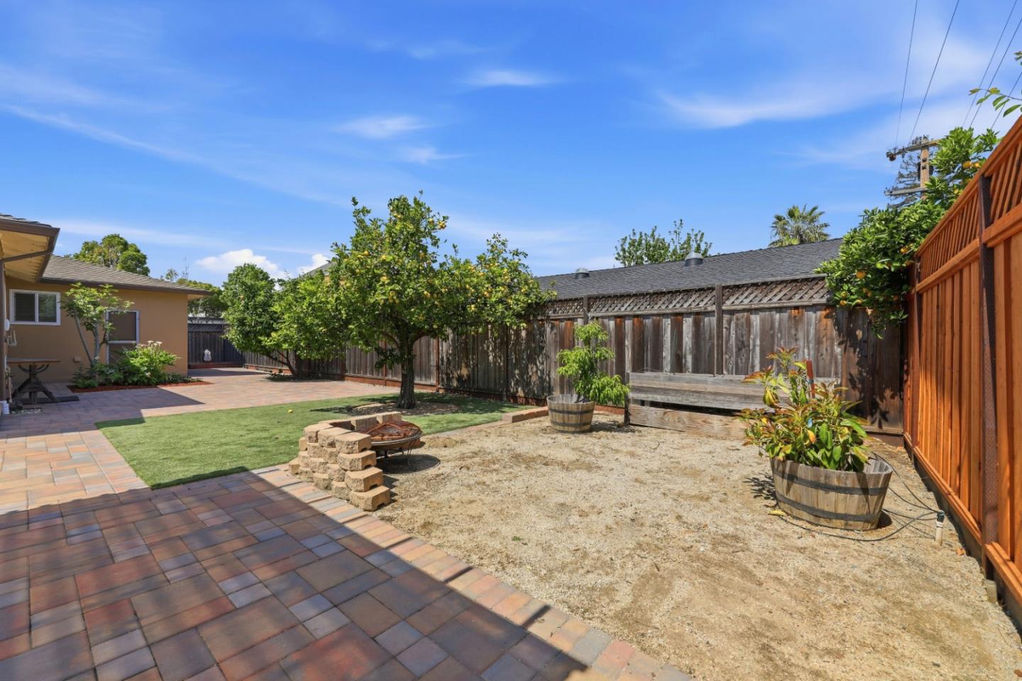 Property photo 38