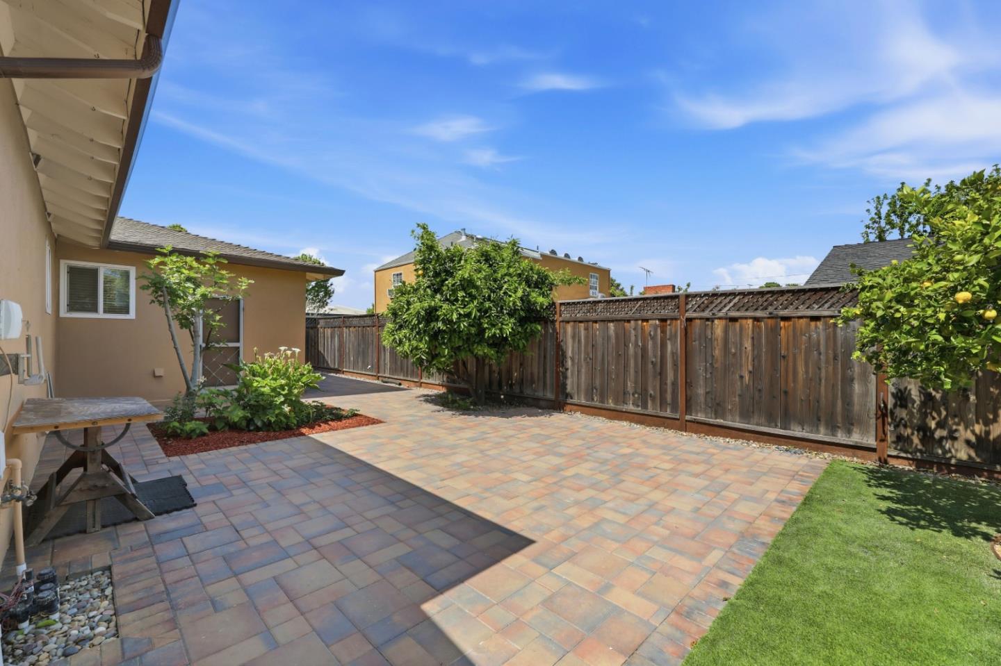 Property photo 40