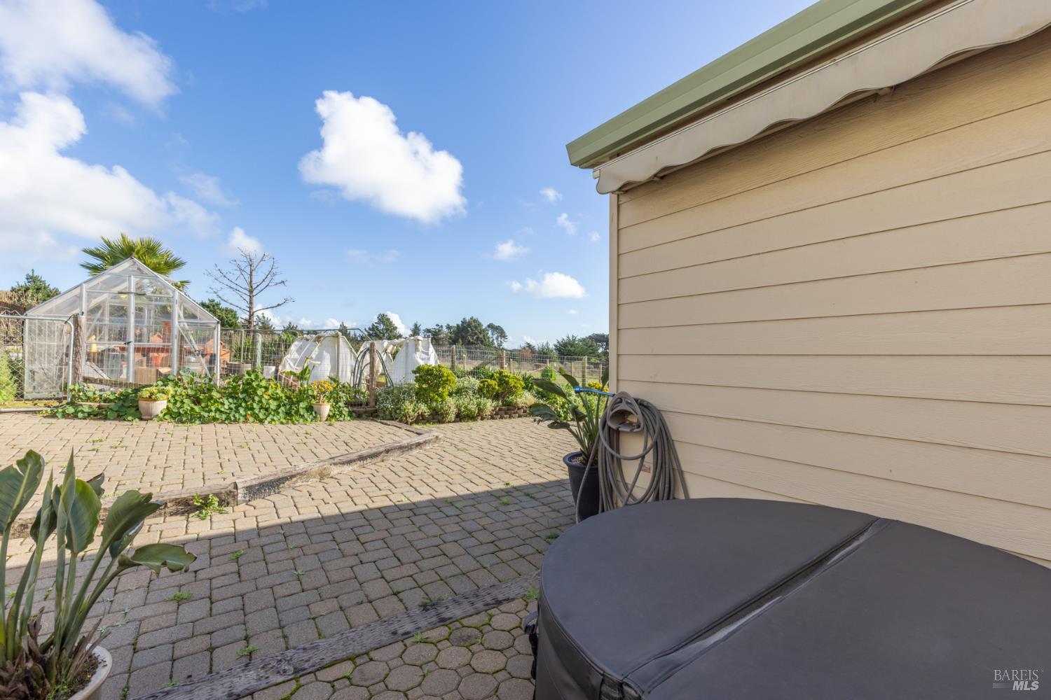 Property photo 24